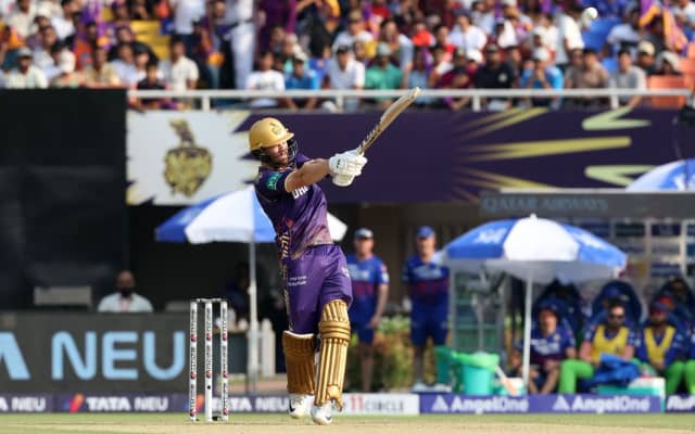 KKR vs RCB: 6 4 4 6 4 4: When Phil Salt scored 28 runs in a single over of Ferguson, watch the video highlight of that over.