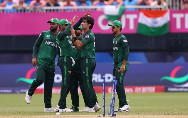 Rain dashed Pakistan’s hopes of reaching the Super 8, many former players gave their reactions on social media