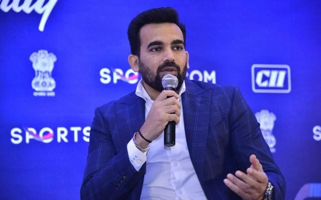 Zaheer Khan may become the bowling coach of Team India: Reports