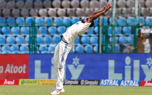 VIDEO: Ashwin’s magical spin, Siraj’s amazing catch, this is how both of them together showed Shakib the way to the pavilion.