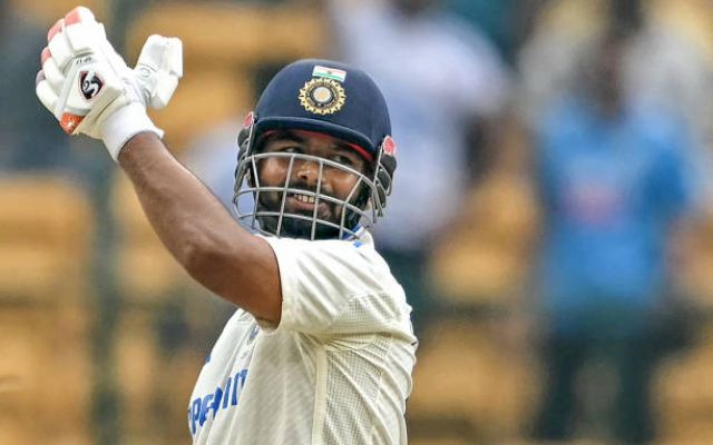 Rishabh Pant 2500 Runs Test Cricket: Pant made this record in Test cricket, left MS Dhoni behind