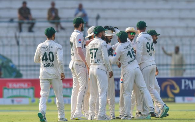 PAK vs ENG, 1st Test: Day 2: Pakistan scored 556 runs in the first innings, England’s score at the end of the day was 96/1